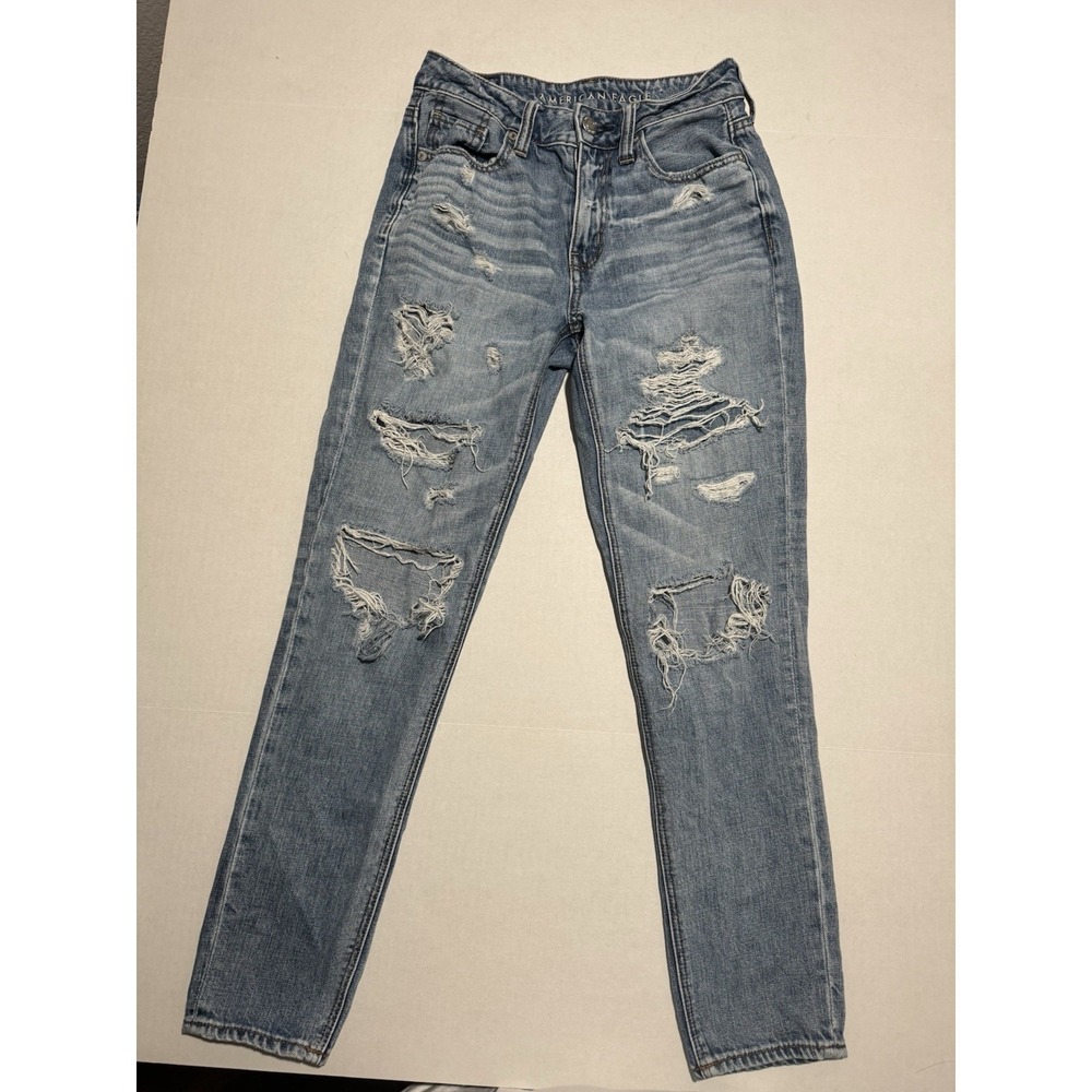 American Eagle Regular Fit Women's Size 0 Distressed Denim Jeans